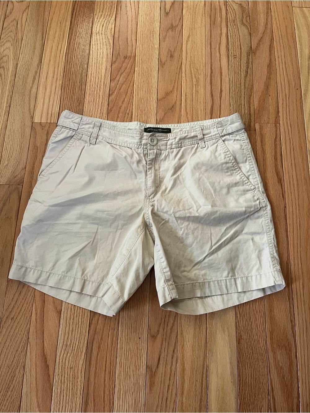 Eddie Bauer Beige Khaki Shorts 6 Outdoors Hiking Granola Utility Safari